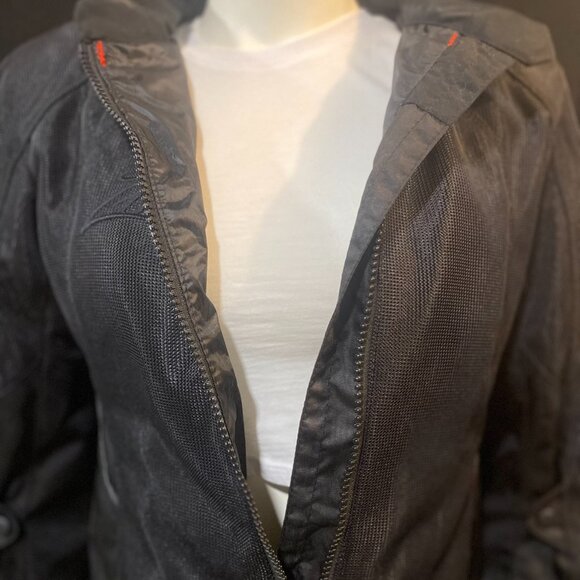 🌲🎁485-🏍 Motorcyle Jacket & Helmet - Picture 4 of 7